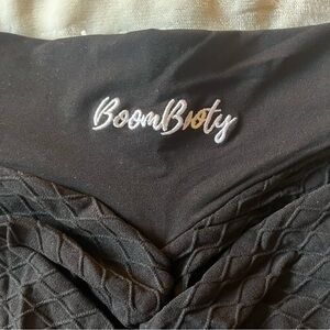 Boom Booty Women's Black Textured Leggings XL